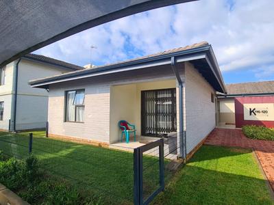Simplex For Sale in Brentwood Park, Benoni