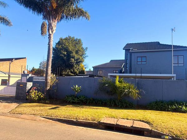 Apartment / Flat For Sale in Glen Marais, Kempton Park